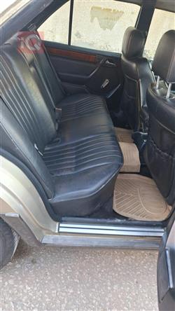 مرسيدس بنز E-Class